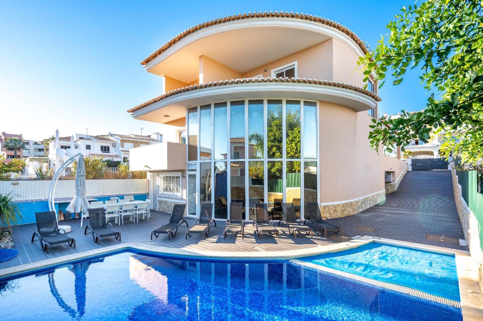 Full Private 300Sqm Villa Jacuzzi Heated Pool Ideal & Quiet Location อัลบูเฟรา ภายนอก รูปภาพ