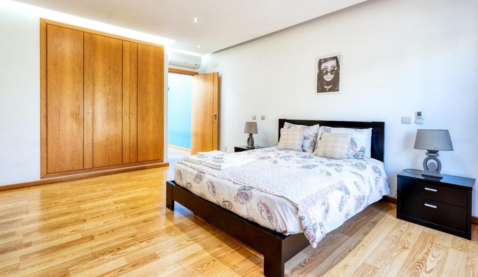 Full Private 300Sqm Villa Jacuzzi Heated Pool Ideal & Quiet Location อัลบูเฟรา ภายนอก รูปภาพ